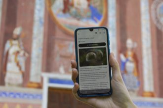 L'app Visit Gran Paradiso alla cripta di Saint-Léger